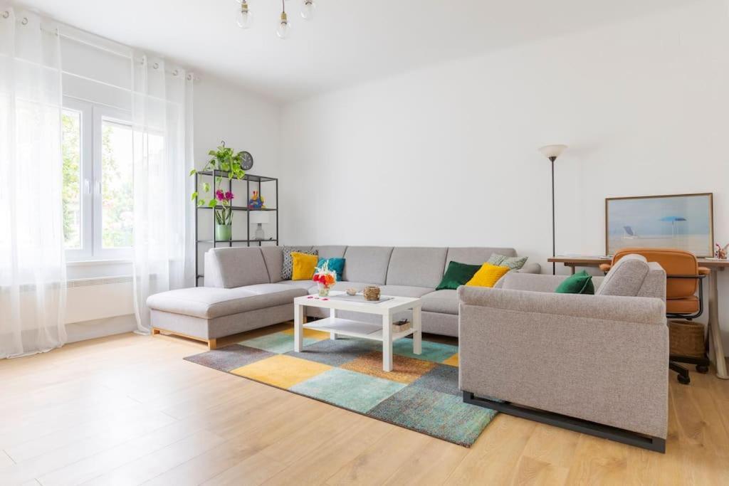 Petrova Street Apartment Zagreb Ngoại thất bức ảnh